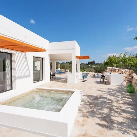 Vila Harmony House - Con Piscina E Vasca Idromassaggio Ostuni