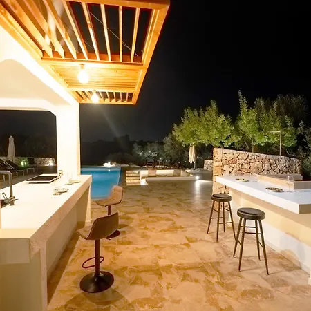 Βίλα Harmony House - Con Piscina E Vasca Idromassaggio *